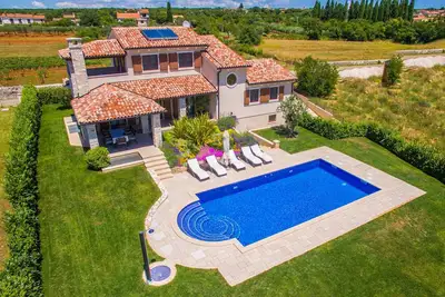 Image de Belle maison à Vodnjan avec WiFi