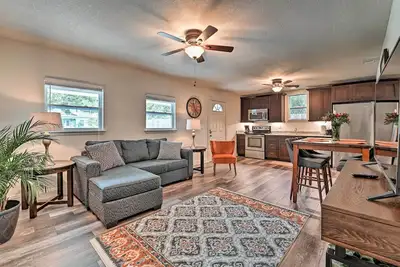 Image de Nouveau! Bungalow moderne avec barbecue, à quelques pas de Dwtn!