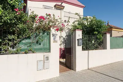 Image de Maison de vacances à Séville avec piscine