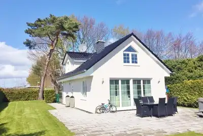 Image de Maison de vacances pour 6 personnes avec 90m² à Grömitz-Lensterstrand (120103)