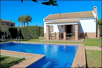 Maison à Roche Viejo avec piscine privée