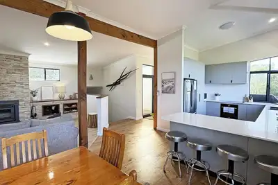 Image de Ocean Beach House - Maison spacieuse avec vue sur l'océan et chambre pour tout le monde