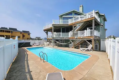 Image de Serendipity - Oceanfront, Duck, 5 Br, 4. 5ba, Pool - Southern Shores Realty