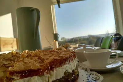Image de Maison de campagne moderne et exclusive dans un bel environnement au milieu de la nature
