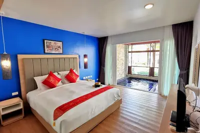 Image de Apartment with private jacuzzi and pool access. Just 800 meters to the beach.