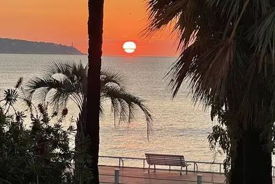 Image de Appartement De Charme 4 Etoiles Promenade Des Anglais Face Mer Et Plages