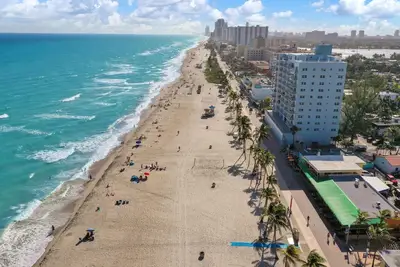 Image de Newly Renovated #4 Close to the Beach w/ Parking