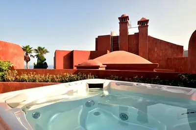 Bahia - Alzaro 1. 3 Deluxe Sea View & Jacuzzi 3b