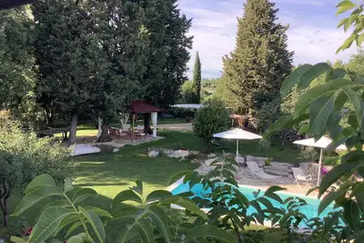 Image de La Casa dei Farfui est idéale pour se détendre à pied, à vélo