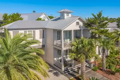 Image de Tout est Grayt - The Preserve à Grayton Beach, 2 piscines communautaires, accès à une plage privée!