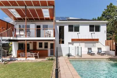 Image de 20 Ray Street Sunshine Beach