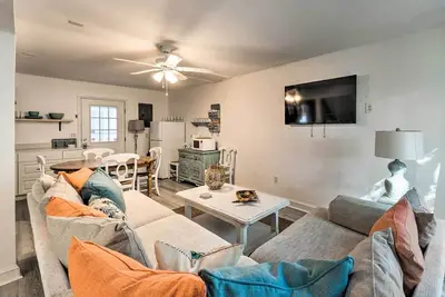 Nouveau! Maison de plage acceptant les animaux de compagnie avec patio, à 13 km de la rive