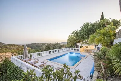 Villa Caribe | 5 Chambres | Vue Panoramique | São Brás