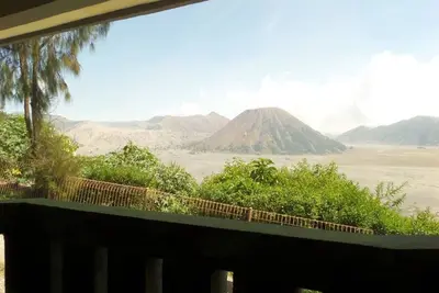 Image de Chambre pour 4 personnes vue directe au mont. Bromo