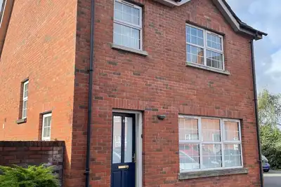 Image de Superbe maison de ville de 4 chambres près du centre-ville de Belfast