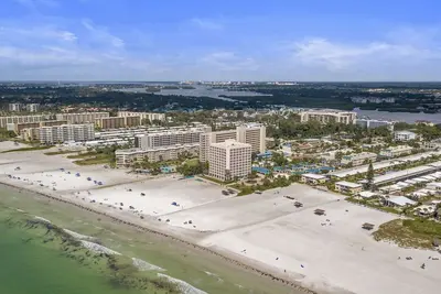 Image de Beachside Siesta Key Vacation Rental Home W / Beach & Pool Access
