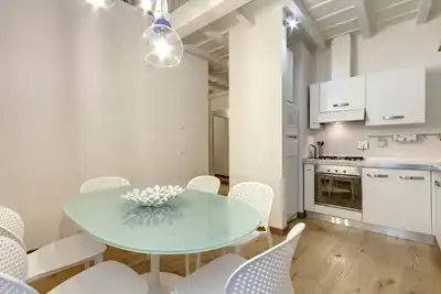 Image de Appartement Couronne - Grand appartement de charme dans le centre