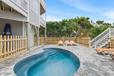 Image de ** Tarifs Tout Compris ** Mint Julep - Oceanfront & Walkway to the Beach