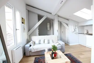Image de GuestReady - Apt confortable près du Grand Théâtre