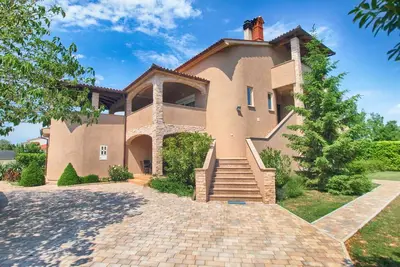 Image de Apartment 799\/1856 (Istria - Valbandon), 1000m from the beach