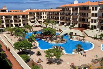Lovely Apartment with pool and Wi-Fi