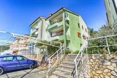 Image de Apartment 832\/1950 (Istria - Rabac), 700m from the beach