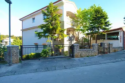 Image de Apartment 841\/1988 (Istria - Pula), 900m from the beach