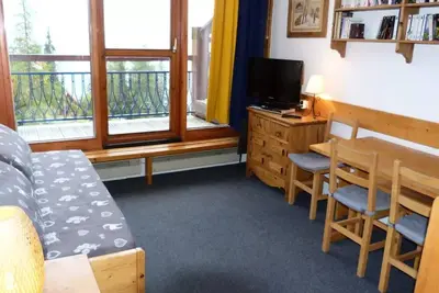 Image de Joli duplex de 2 pièces pour 6 personnes, skis aux pieds, dans le village de Charmettoger à Arc 1800