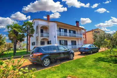 Image de Apartment 1266\/12162 (Istria - Flengi), 4500m from the beach