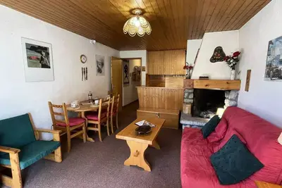 Image de Ferienwohnung 2 Zimmer 4 Personen in Méribel auf der Straße von Chalets in der Nähe der Pisten