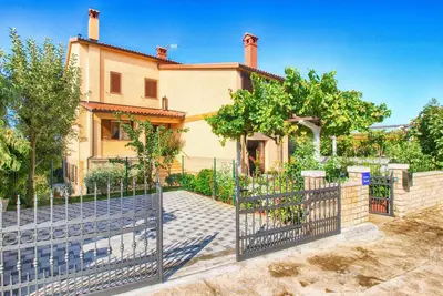 Image de Apartment 1482/13875 (Istria - Medulin), 600m from the beach