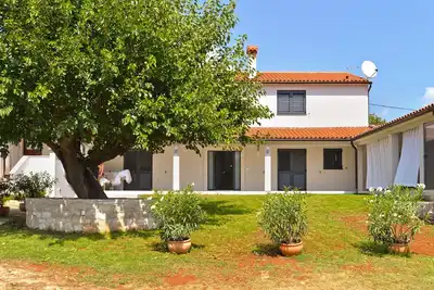 Image de House 1749/18293 (Istria - Medulin), 500m from the beach