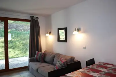 Image de Chalet mitoyen avec piscine, sauna, hammam, départ des pistes, 2 chambres, balcon, Les Orres 1800