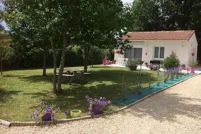 Image de La MaisAnnette: un lieu au calme pour vos vacances ou cure thermale à Jonzac