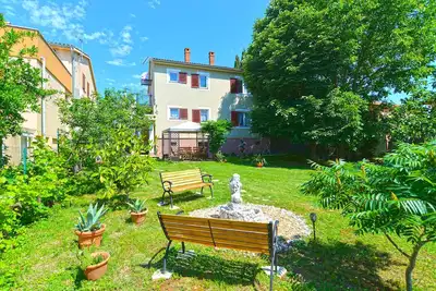 Image de Apartment 1817\/21519 (Istria - Valbandon), 1100m from the beach