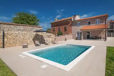 Image de House 1855\/22514 (Istria - Valtura), 7500m from the beach