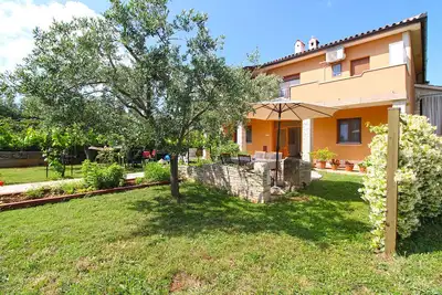 Image de Apartment 1906\/23406 (Istria - Muntic), 15000m from the beach