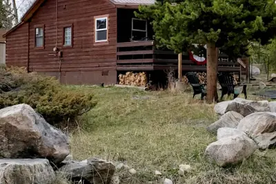 Image de Quaint Cabin Viewing Shadow Mountain Lake, Mountain Views and Lake Access nearby