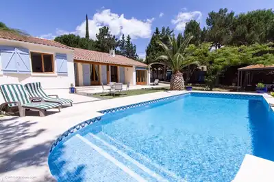 Image de Superbe villa privée avec de vastes jardins adossés au canal du midi