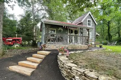 Image de Cabane Cedar Twig: Sereine, confortable et tranquille