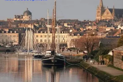 Image de La casa de Sophie*** T3  Port de Vannes + jardinet + parking privé