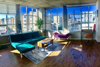 Image de Jack London Corner Apt - 15 minutes de Sf