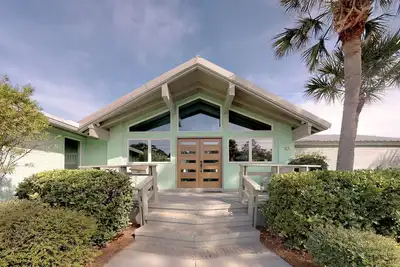 Image de Belle maison en bord de mer avec des vues spectaculaires sur l'océan dort 17