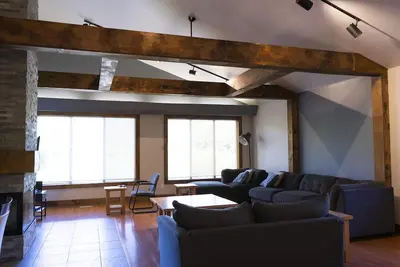 Image de Très bien situé et vue imprenable sur la montagne.