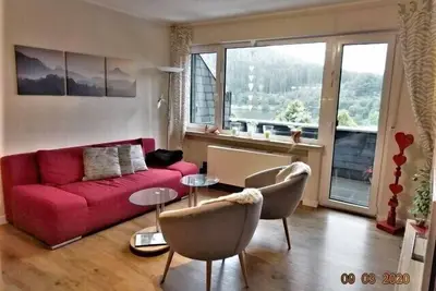 Image de Maison de vacances avec loggia ensoleillée et deux sep. chambre à coucher