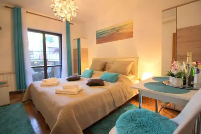 Image de Studio avec terrasse et Grillmöglichlkeit