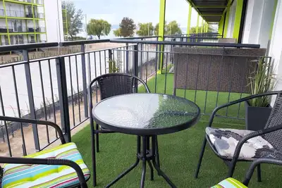 Image de Studio avec vue sur le lac