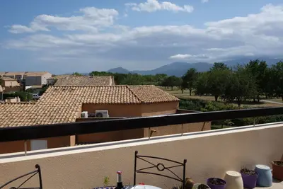Image de Confortable appartement pour 4 personnes avec piscine, Wifi, Tv, terrasse et parking