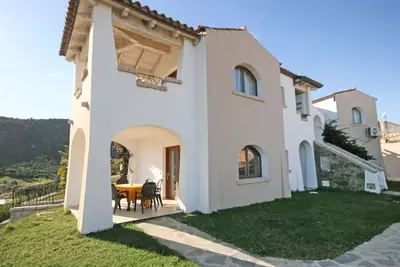 Image de Bel appartement pour 6 personnes avec Wifi, climatisation, piscine, Tv, terrasse et parking