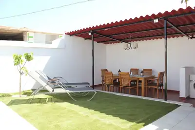 Gran terraza, Bbq y relax en Playa Paraiso